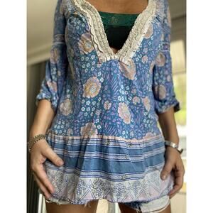 FREE PEOPLE floral Cotton Blouse Womens Lace Inset pearl buttons Tunic Top S/P